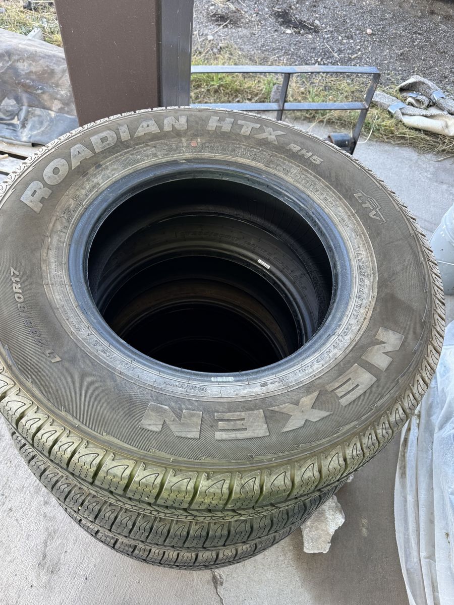 235/80r17 Nexen Roadian Dually Tires