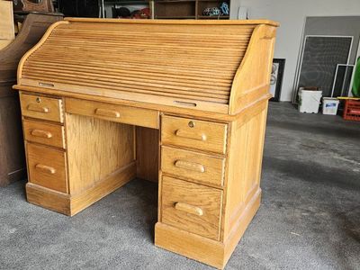 rolltop desk