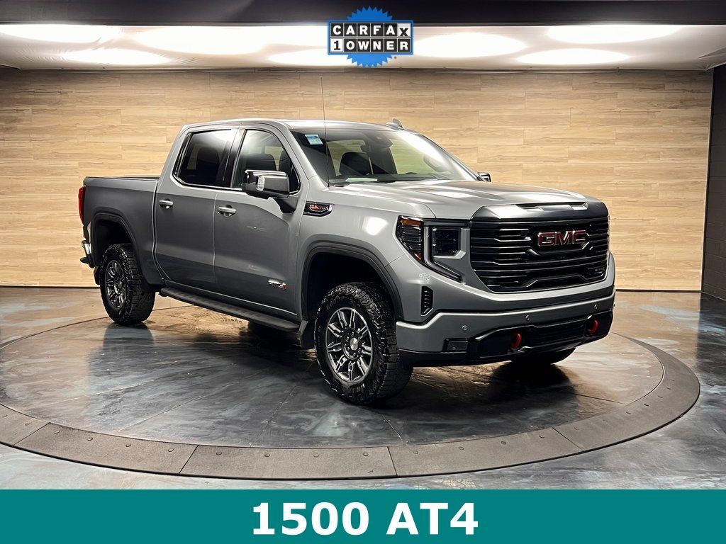 2024 GMC 1500 AT4