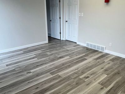 AVAILABLE NOW! Office/Warehouse Space in Midvale!