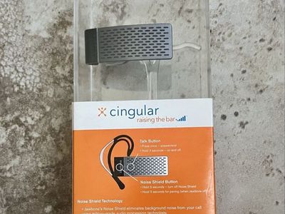Cingular Jawbone Bluetooth Headset Noise Shield Technology 6 Hrs Talk Time Gray/Black