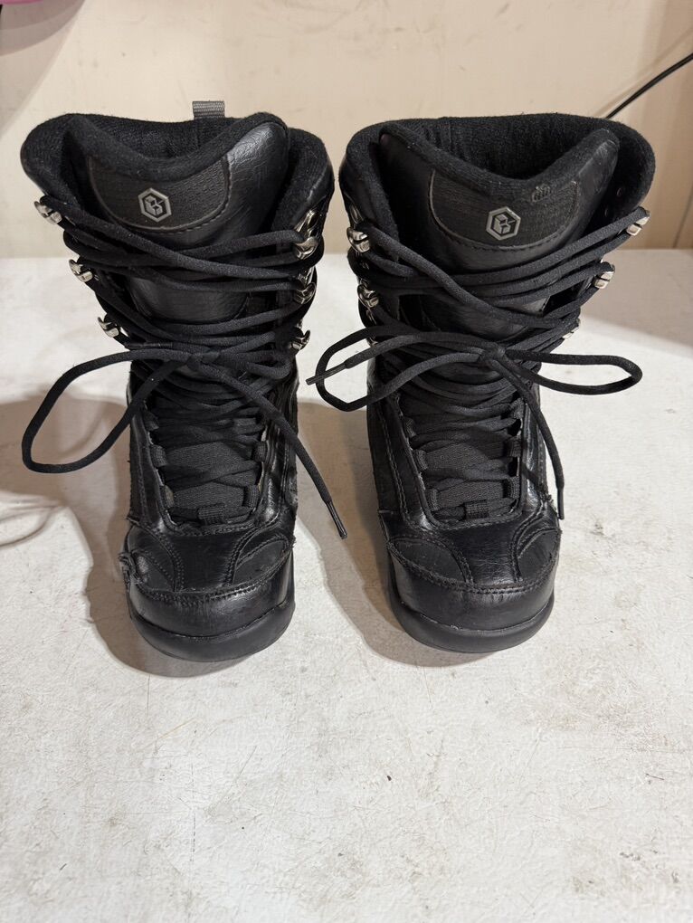 Kids Snowboard Boots LTD Size 1 Great Cond!