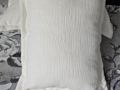 Homey Brand White Rectangular Textured Throw Pillows