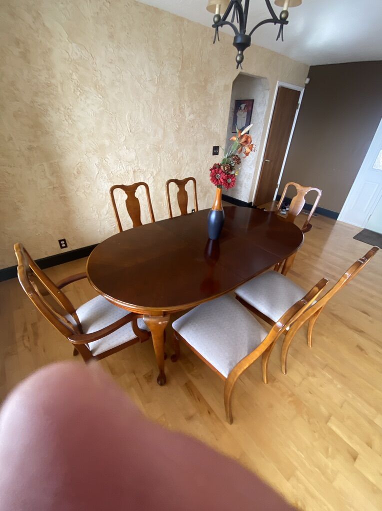 Dining Room Table And Chairs