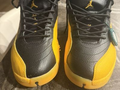 Air Jordan 12 Retro university Gold yourh size l