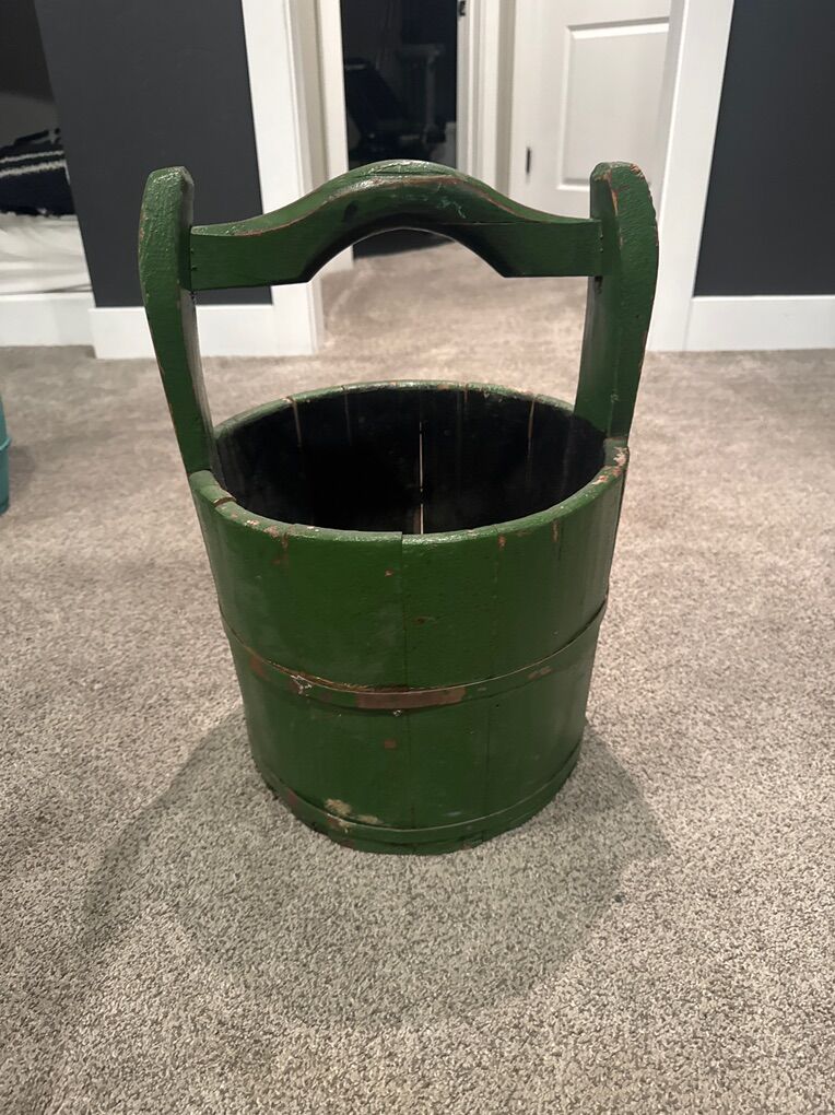 Wooden bucket/firkin style pail, a little wobbly