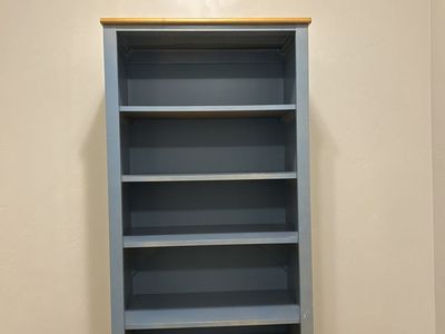 Bookshelf