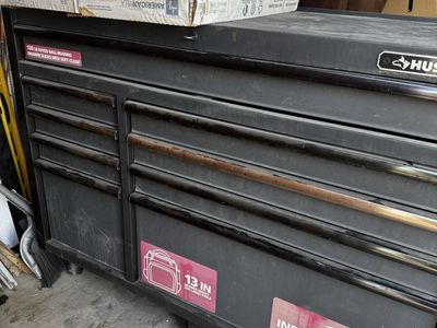 Husky 52” roller box