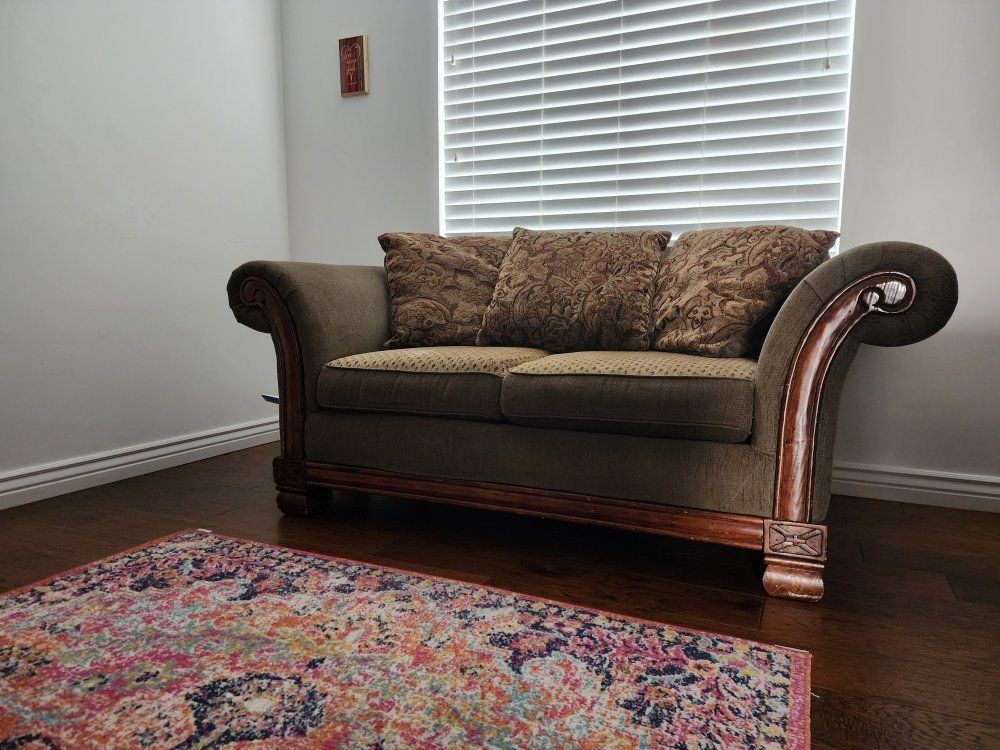 beautiful loveseat and chair
