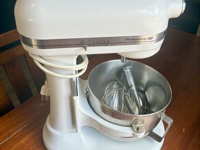 KitchenAid Professional HD 5-Quart Stand Mixer - White, with Bowl & Attachments