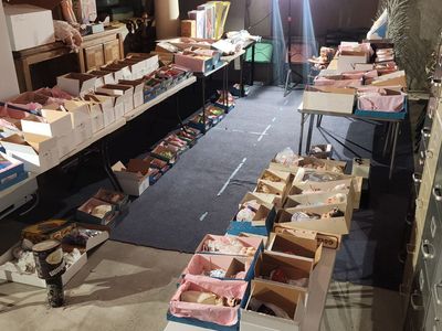171 Doll Collection Including Madame Alexander and Others