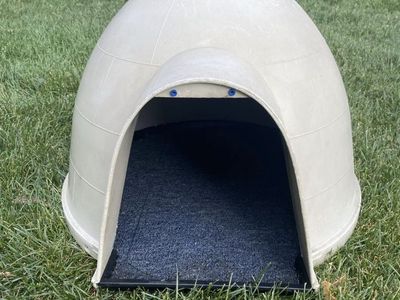 Dogloo Plastic Igloo Dog House