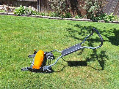 Fiskars Push Mower