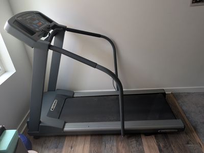PaceMaster Gold Elite Treadmill – Made in USA – Excellent Working Condition