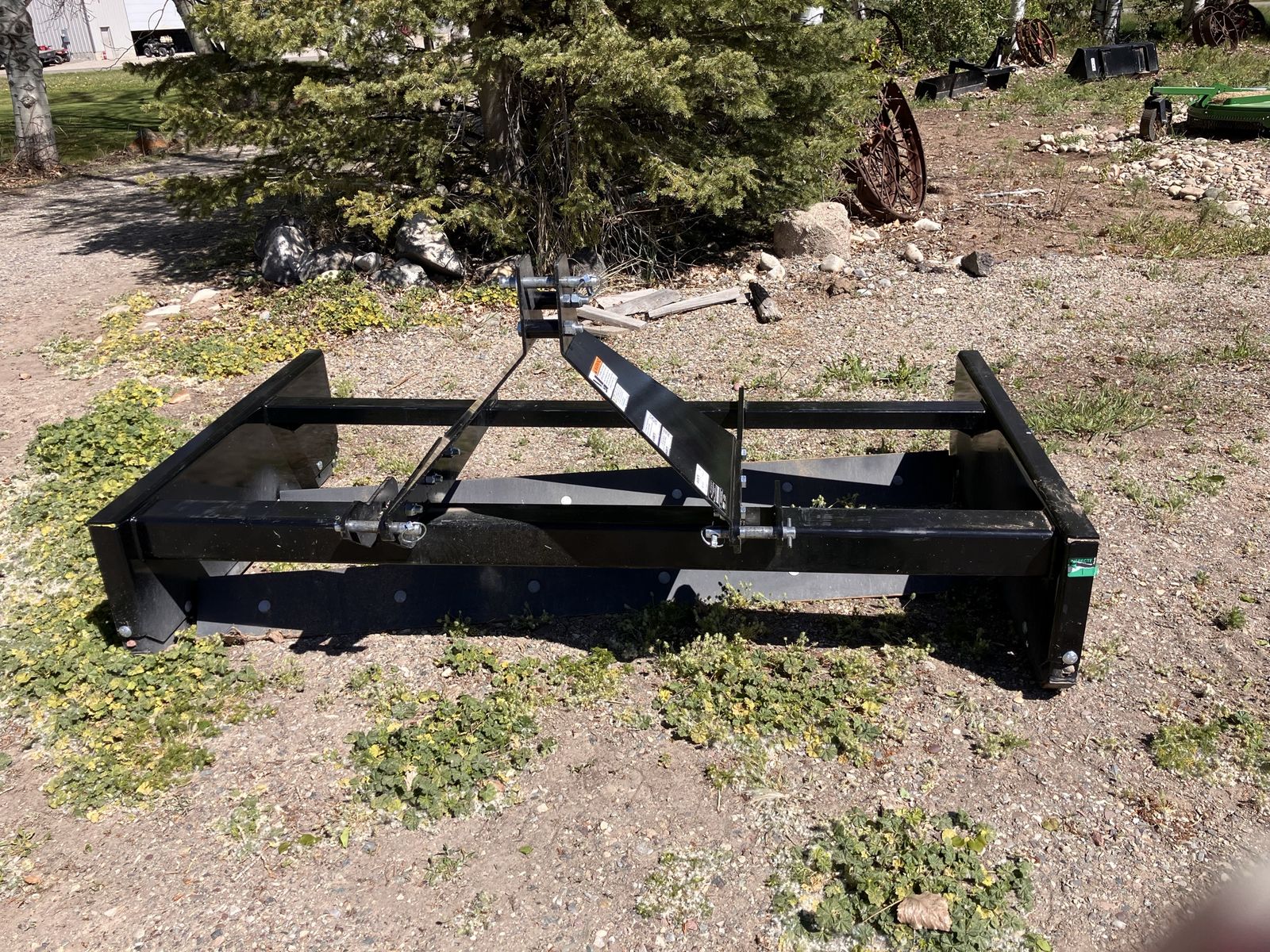 Main image 10
