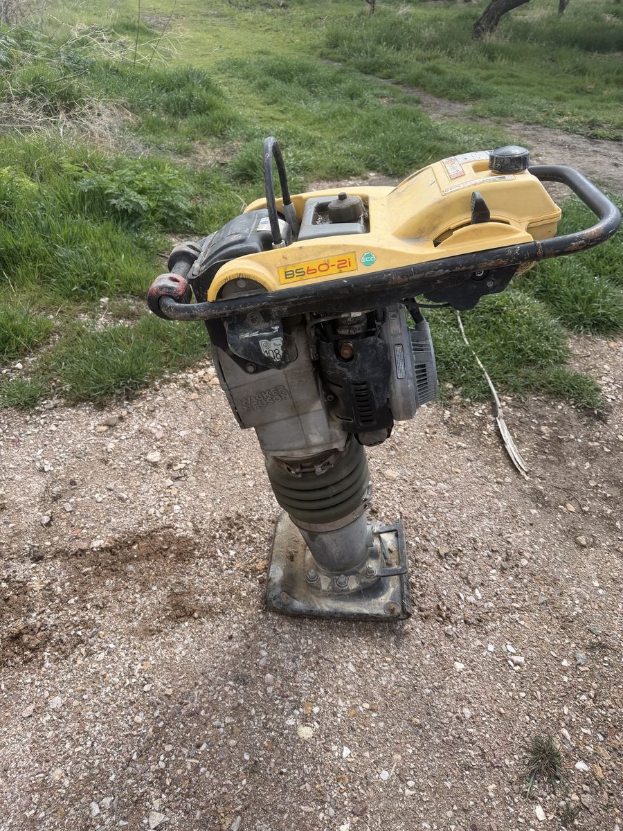 Jumping jack wacker neuson BS60-2I