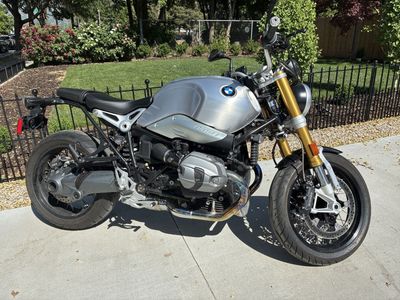 BMW R nineT Roadster Motorcycle - Silver/Black - Low Miles