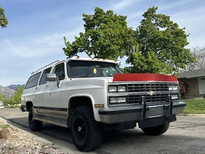 1990 CHEVROLET SUBURBAN