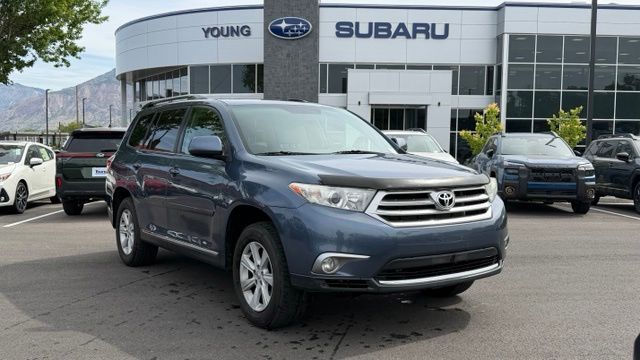 2013 Toyota Highlander SE