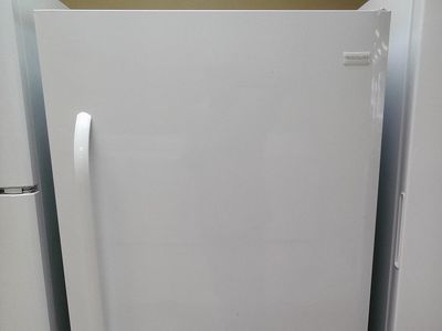 14 cf Frost Free Upright Freezer~90 Day Guarantee