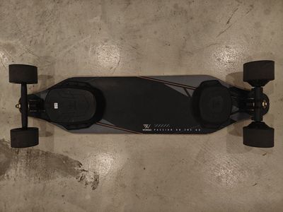 1100W Electric Skateboard - 90mm Wheels, Longboard Style with Charger