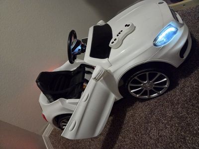 Mercedes-Benz White Electric Ride-On Car with Remote Control, Headlights & Safety Features