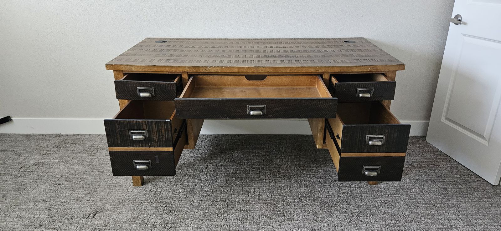Desk for sale