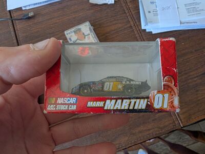 NASCAR Mark Martin U.S. Army Chevy Monte Carlo 1:87 scale