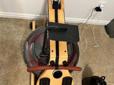 Rower - water and digital resistance