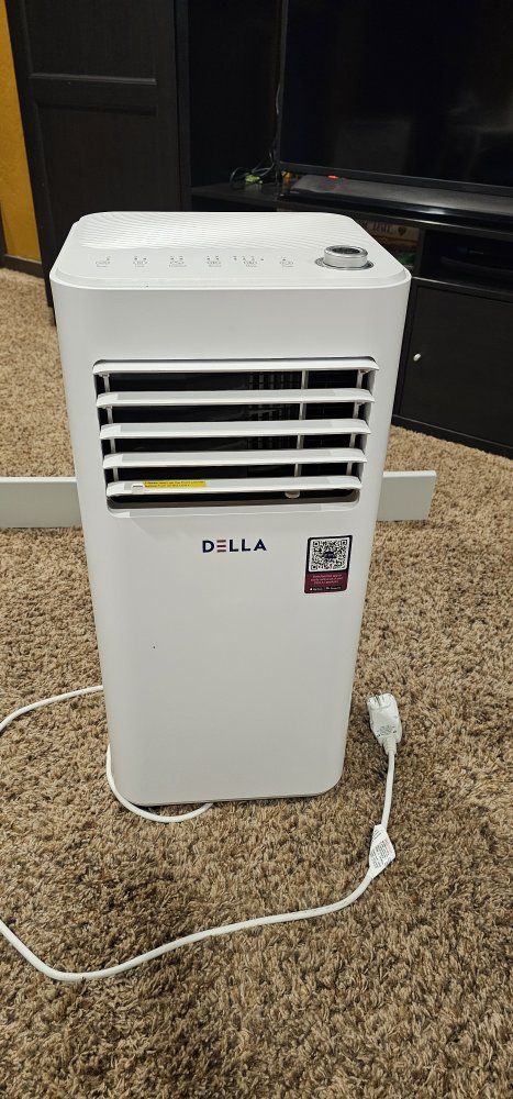 8000 BTU Della portable Room AC