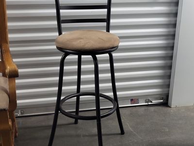 3 Metal Frame Bar Stool with Swivel Seat - Brown Cushion, Black Frame
