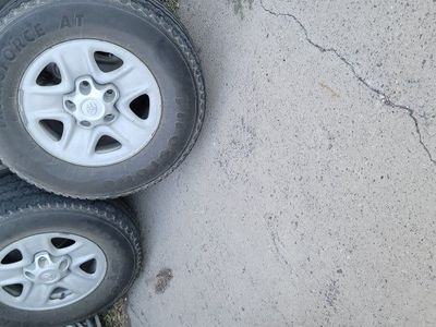 LT 275/70R18 Toyota Tundra