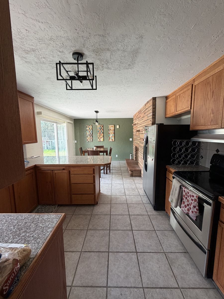 Main image 13