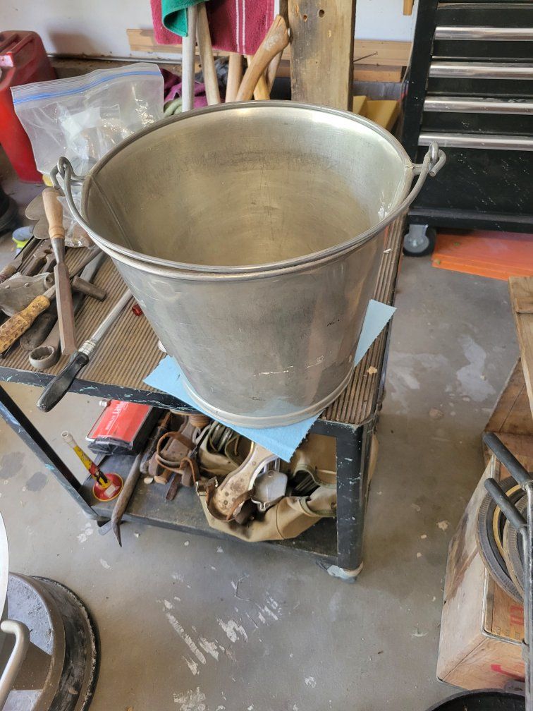 Main image 3