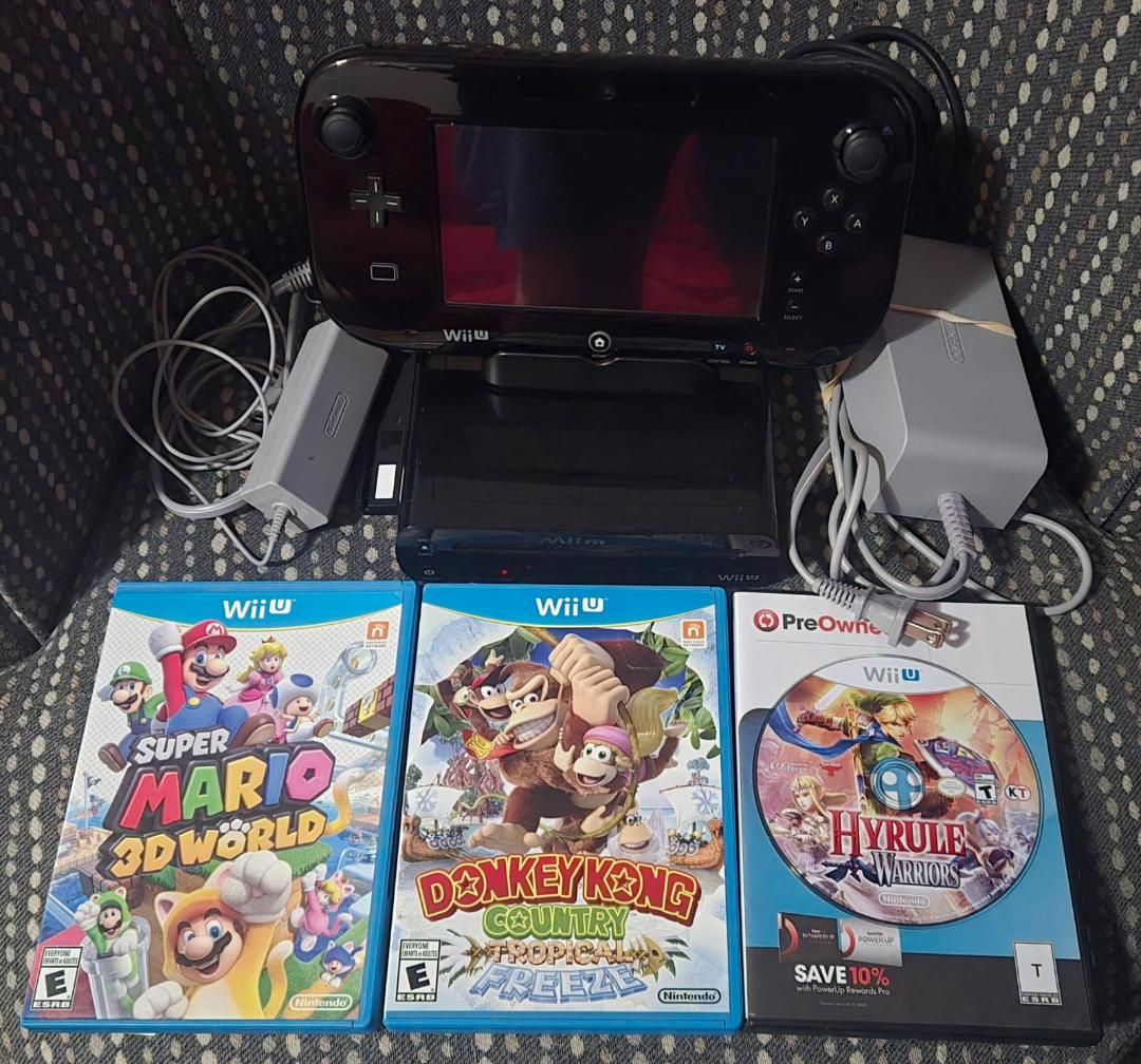Nintendo Wii U Deluxe with 8 games! Trades considered!