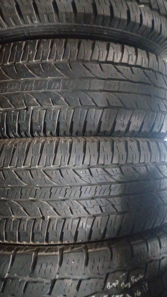 * Pair of P265/70R16 Tires *