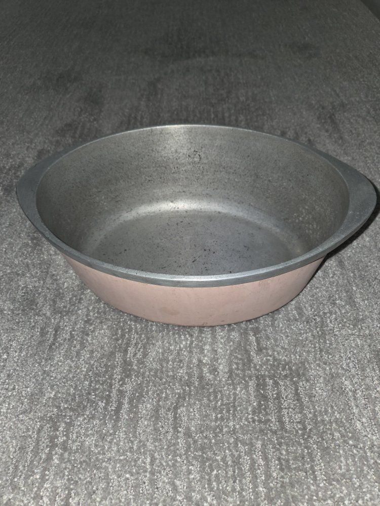 Vintage Vintage Club Aluminum Pink Oval Dutch Oven Roasting Pan Base