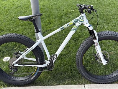 2016 Rocky Mountain Blizzard -50 Fat Bike (Medium)