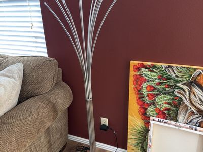 Gentle Tap Tree Lamp