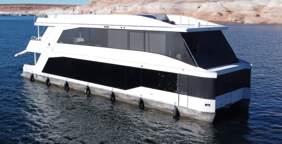Antelople Point Marina Houseboat *Aurora Trip #11* (AUGUST 6-12)