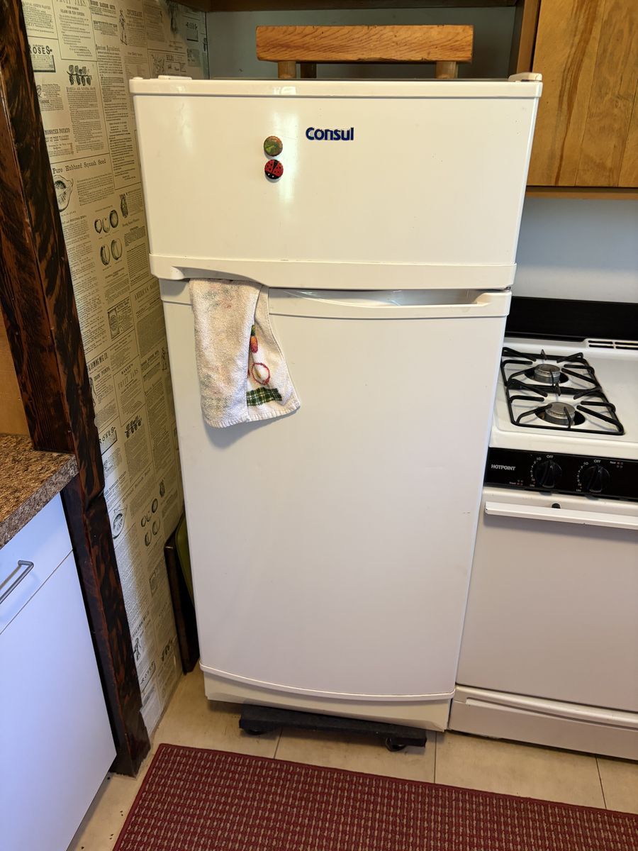 Consul (Whirlpool) Propane Refrigerator