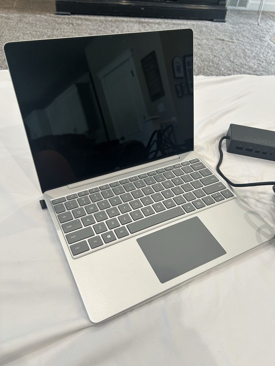 Microsoft Surface Laptop