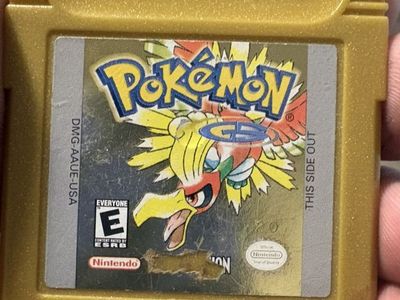 Pokemon Gold Gameboy auth With Custom Case