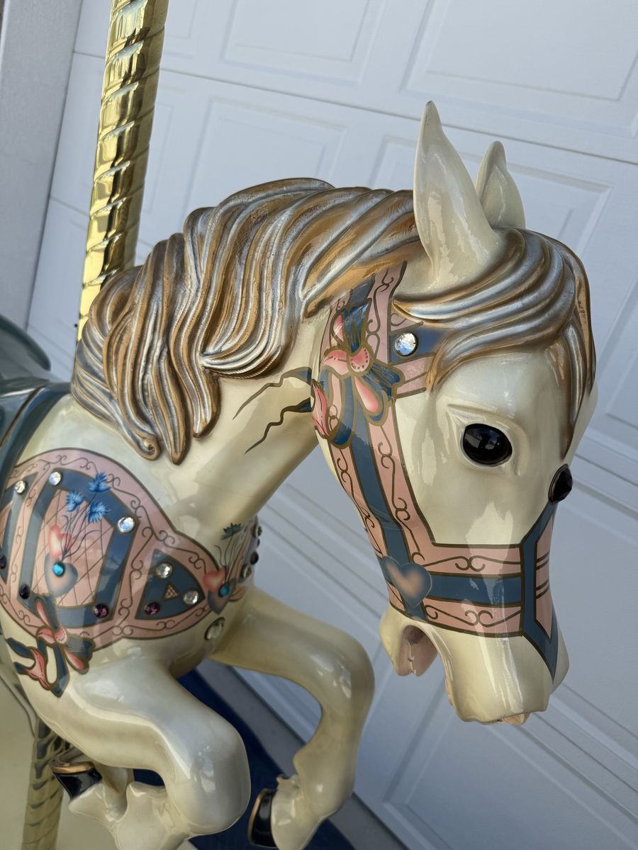 Antique Carousel Horse (Full Size)