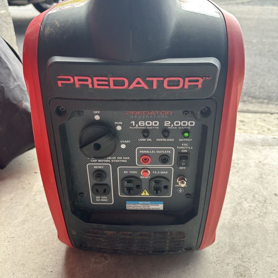 Predator 2000W Inverter Generator