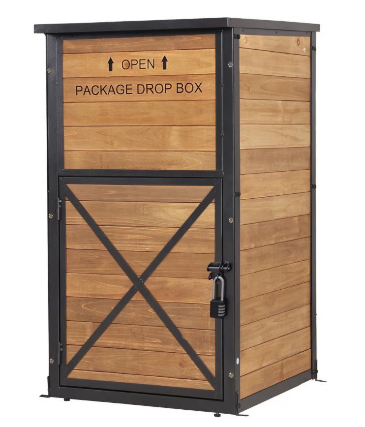 AVAST, YE PORCH PIRATE SCUM!!!