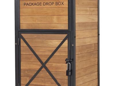 AVAST, YE PORCH PIRATE SCUM!!!