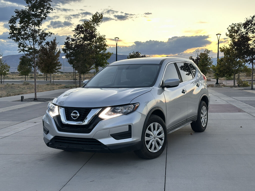 2018 NISSAN ROGUE S