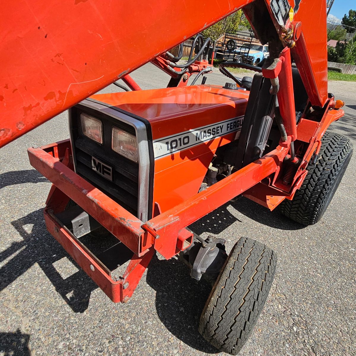 MF 1010 4x4 diesel tractor Starts Easy with Block plug in. with tools to get the job done as a package or sold separately.