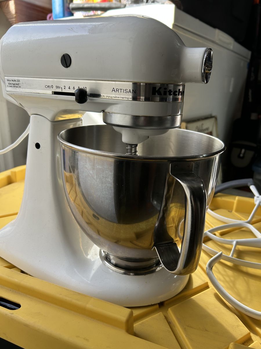 Kitchen aid mixer